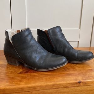 Lucky brand black booties